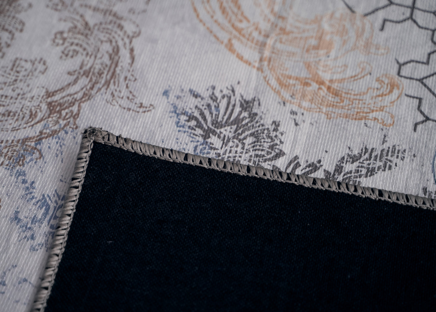 Alfa- Luxurious Soft Printed Rug
