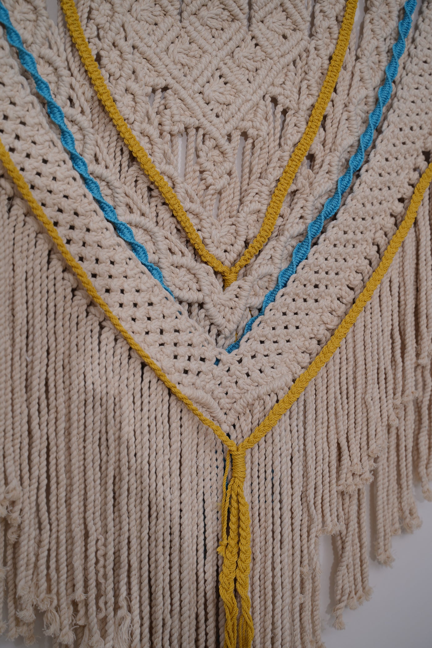 Clato - Macrame wall hanger