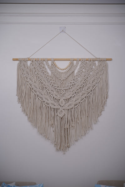 Grooma - Macrame wall hanger